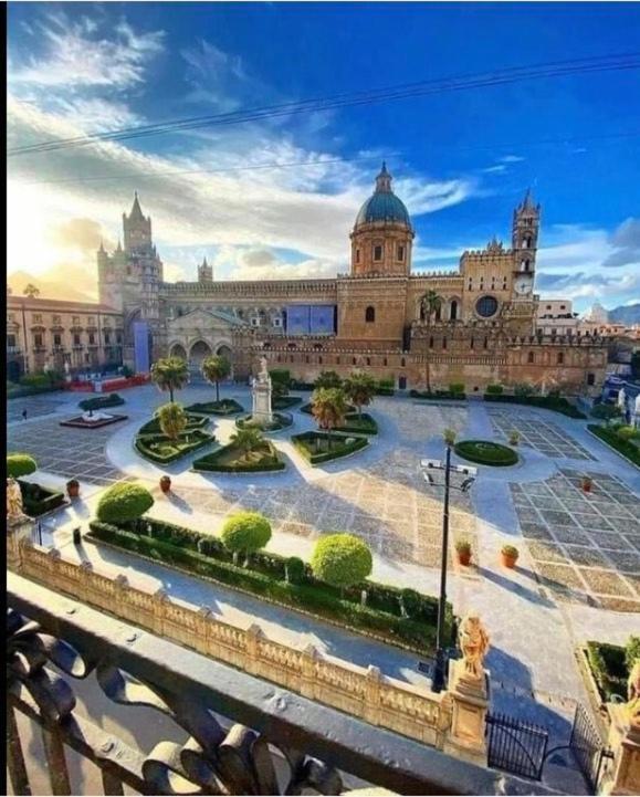 Antico Vicolo Della Cattedrale Apartamento Palermo Exterior foto