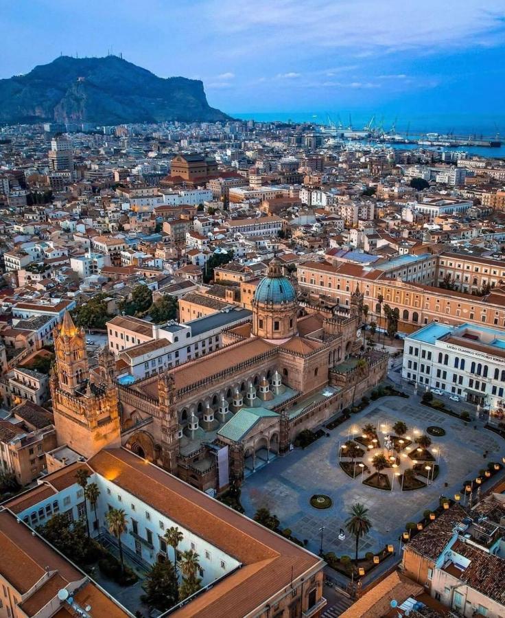 Antico Vicolo Della Cattedrale Apartamento Palermo Exterior foto